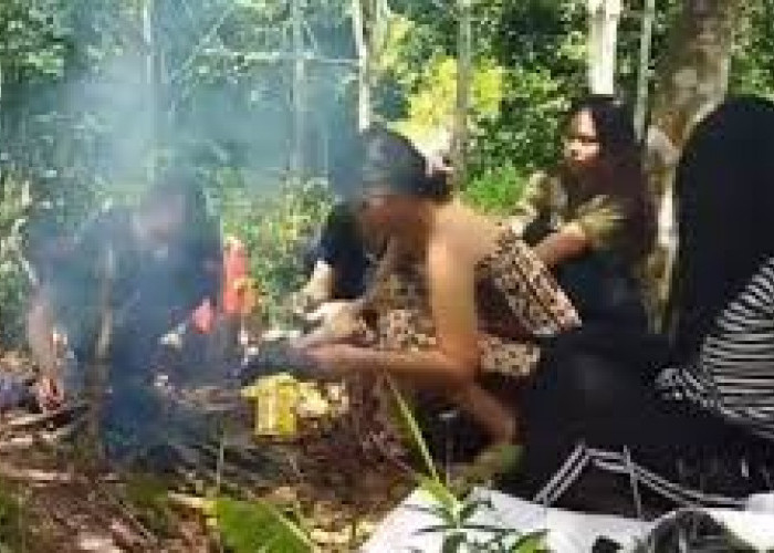 Gelisah Bosku! Ini 5 Tradisi Ehem-ehem Suku di Indonesia.