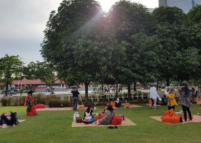 Piknik Seru di Tahun Baru 2024, Ke Mana Yuk? Temukan 11 Tempat Hits dan Instagramable di Jakarta!