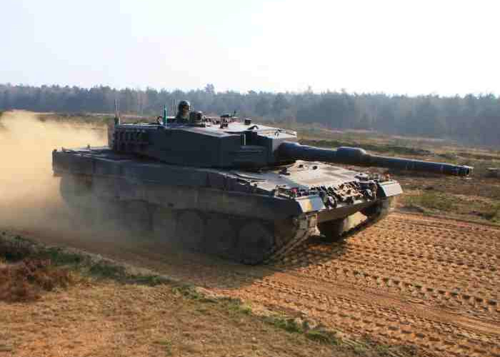 Banyak Rontok di Medan Perang, Spanyol Suplay 20 Unit MBT Leopard 2A4 ke Ukraina