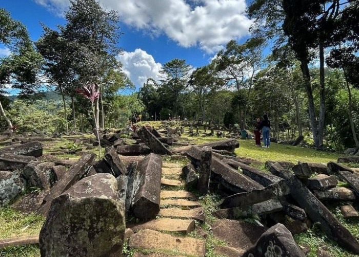 Artefak Kujang Gunung Padang, Teka-Teki Situs Sebelum Zaman Es di Jawa Barat, Nambah Bingung!