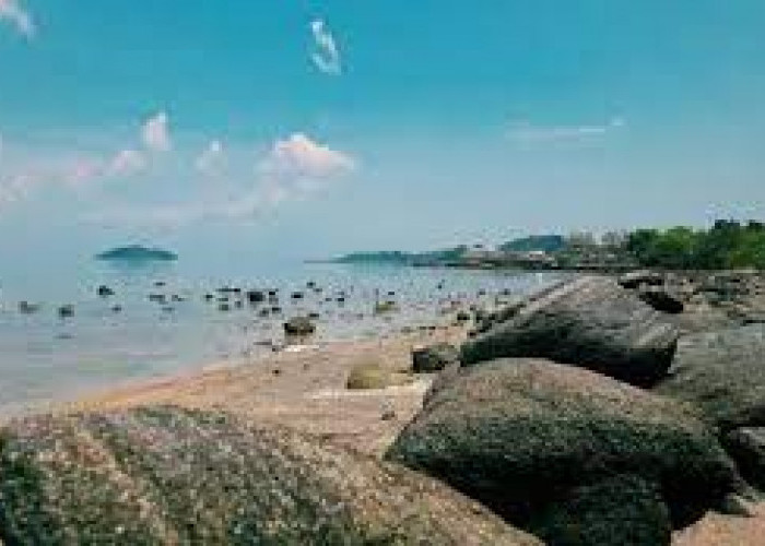 Mengintip Keeksotisan Pantai Pemahiyangan di Pesisir Lampung, Destinasi Wisata yang Wajib Dikunjungi