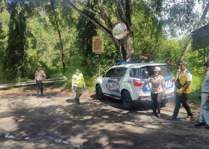 Ditlantas Polda Sumsel Tinjau Jalan Rusak di Pagar Alam