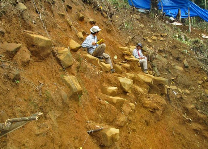 Tempat 'Sekolah' Para Peneliti, Temuan 3 Ton Emas di Gunung Padang Bikin Geger