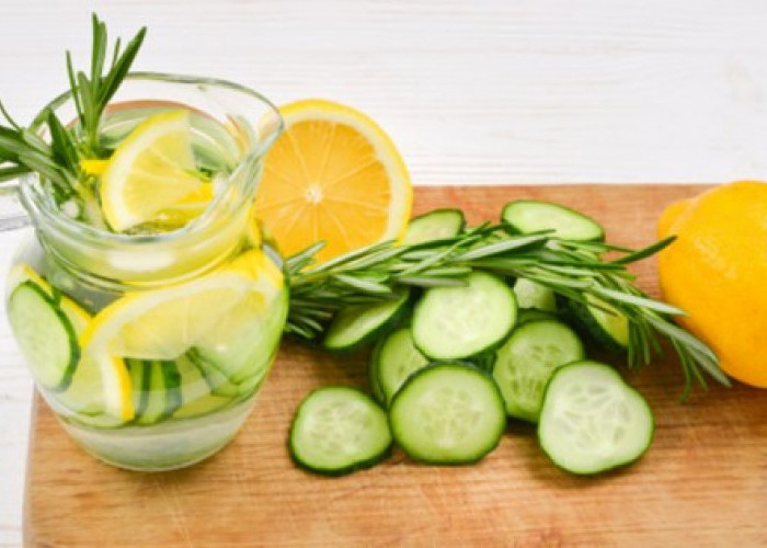 7 Manfaat Infused Water Lemon untuk Kesehatan yang Jarang Diketahui