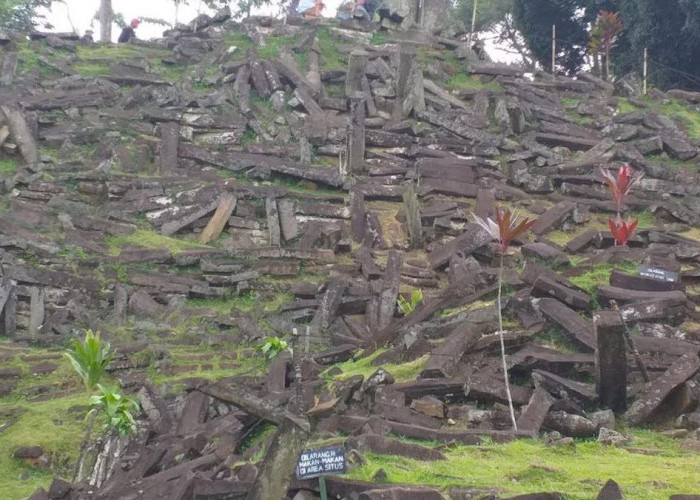 Inilah Rahasia dan Sejarah Situs Megalit Gunung Padang yang Bikin Para Arkeolog Jadi Penasaran