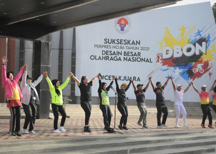 Kementerian Pemuda dan Olahraga Republik Indonesia (Kemenpora RI) terus memberikan semangat kepada masyarakat 
