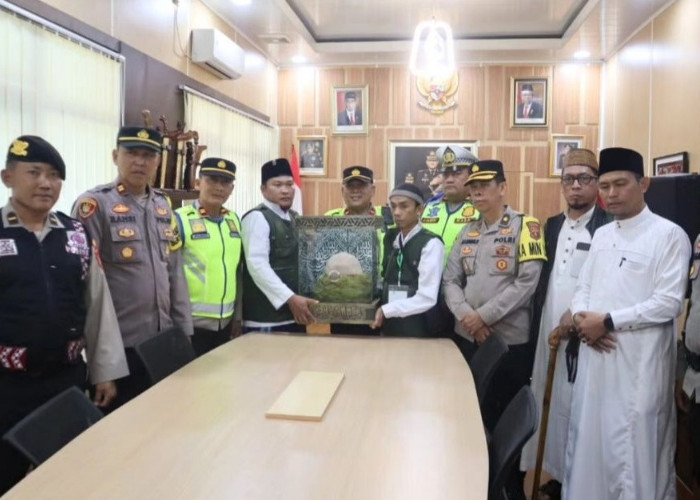 Kedatangan Artefak Peninggalan Sejarah Nabi Muhammad Disambut di Mapolres Pagar Alam