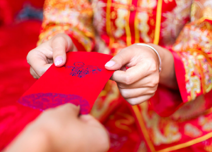 Tahun Baru Imlek, Angpao, dan Harapan Baru! Apa Makna di Balik Tradisi Ini?