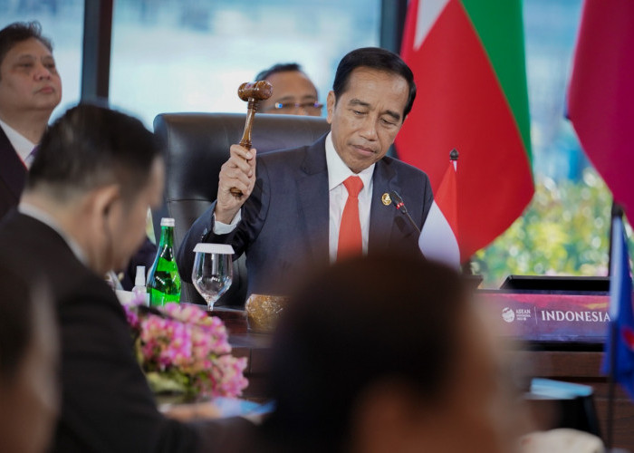 Presiden Jokowi Pimpin Dua Pertemuan di Hari Terakhir KTT ke-42 ASEAN 2023