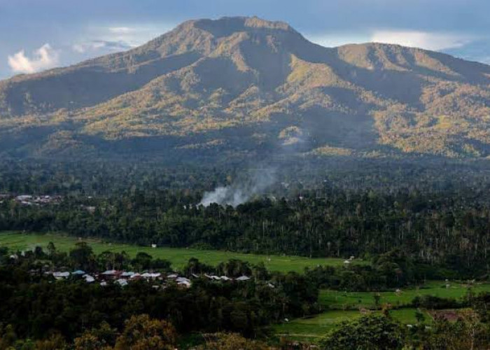 Terdapat Jejak Keturunan Orang Lampung, Mengupas Legenda dan Realitas di Balik Gunung Pesagi