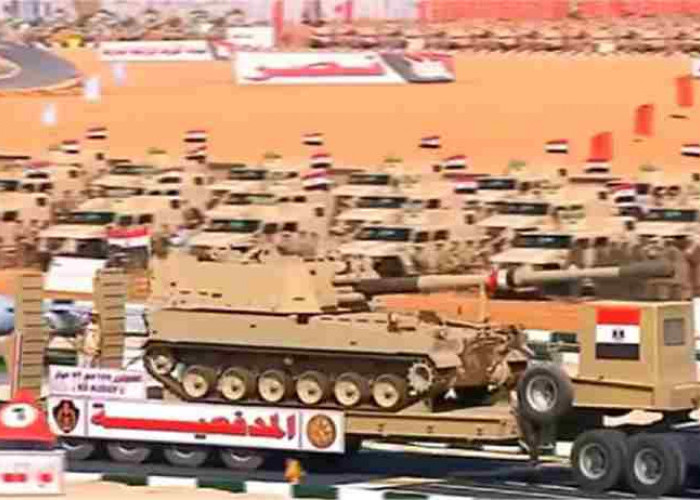 Woow, Begini Kekuatan Perang Mesir, Tampilkan Self Propelled Howitzer K9 Thunder Saat Parade Militer