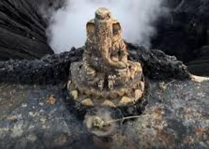 Sisi Gaib Gunung Bromo, Memecahkan Misteri Asal Usul Nama dan Legenda