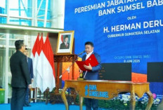 Muhamad Suryadi Resmi Dirut Bank SumselBabel