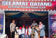 Keseruan Siswa TK Negeri 1 Pembina Kunjungi Stand Polres Pagar Alam