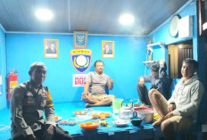 Sambangi Pos Satkamling, Bhabinkamtibmas Candi Jaya Ajak Warga Tingkatkan Kewaspadaan Kamtibmas