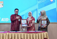 Terima LHP BPK, Plt WalikotaTegaskan Komitmen Transparansi Keuangan Daerah