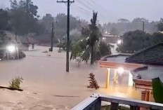 Sungai Muara Balak Meluap Rendam Permukiman Warga di OKI Timur