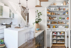 Model Dapur Bawah Tangga Modern untuk Rumah 2 Lantai yang Hemat Tempat!