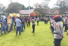 Mako Polres Diserbu Demonstran Berujung Anarkis, Rantis AWC Bubarkan Kerumunan Massa 