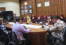 Walikota Apresiasi Perawat sebagai Garda Terdepan Kesehatan