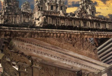 Berusia 700 Tahun! Intip Detail Ukiran Kuno dan Sisi Mistis Gerbang Majapahit di Rendole Pati