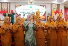 Wawako Hadiri Pengukuhan BKOW Sumsel 2026 - 2030