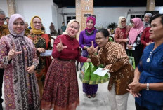 Wujud Kepedulian da Semangat Kebersamaan, Wawako Hadiri Bakti Sosial Sunatan Massal